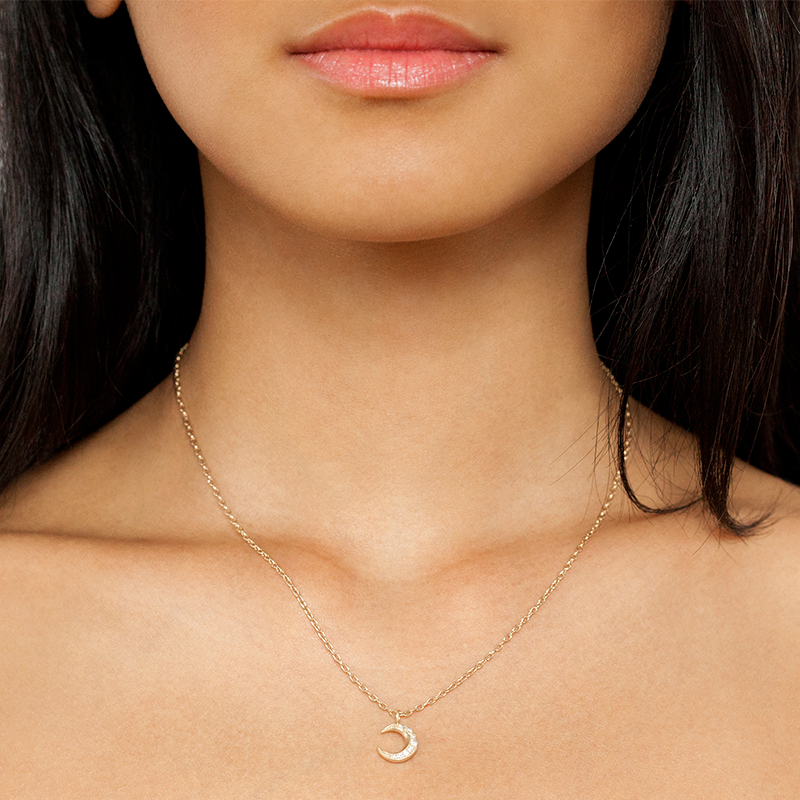 P-moon pendant medium pave-onfig front