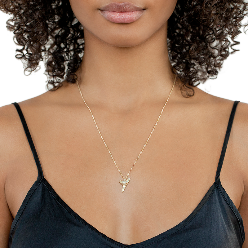 P-sharks tooth pendant pave-onfig-new