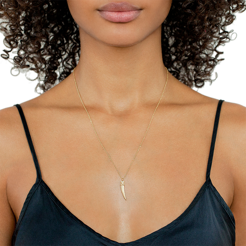 P-warrior pendant small-onfig