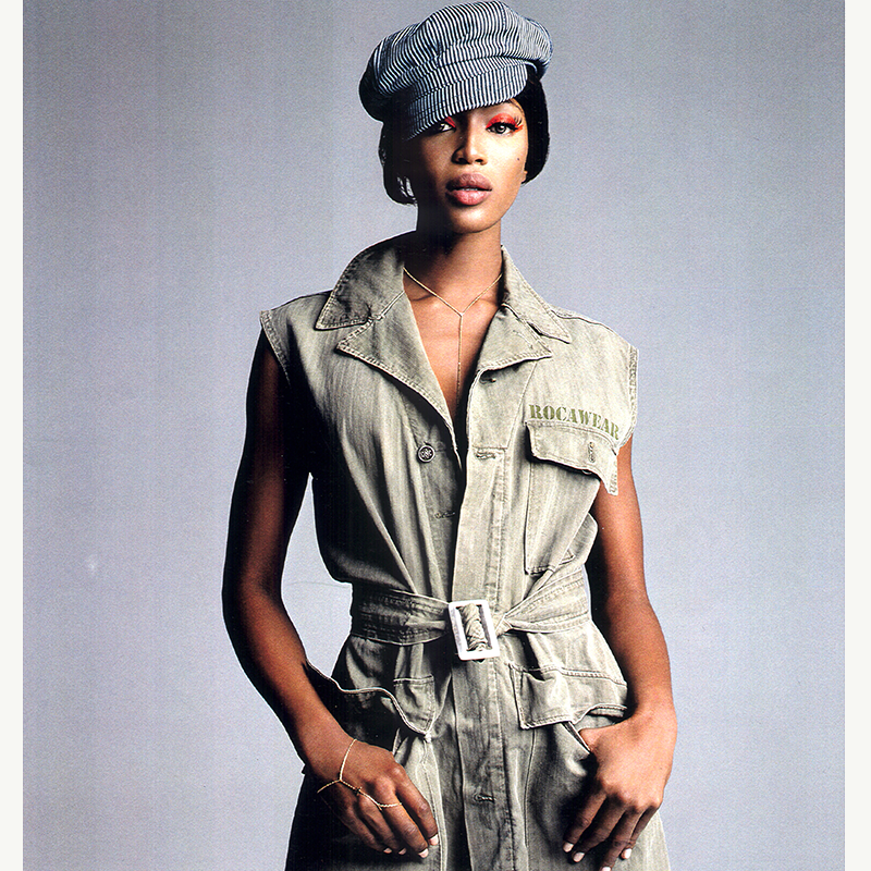 Celebs-2005-00-Ad-Rocawear-Naomi.C-Signature.Bodychain+Hand.Chain-800×800