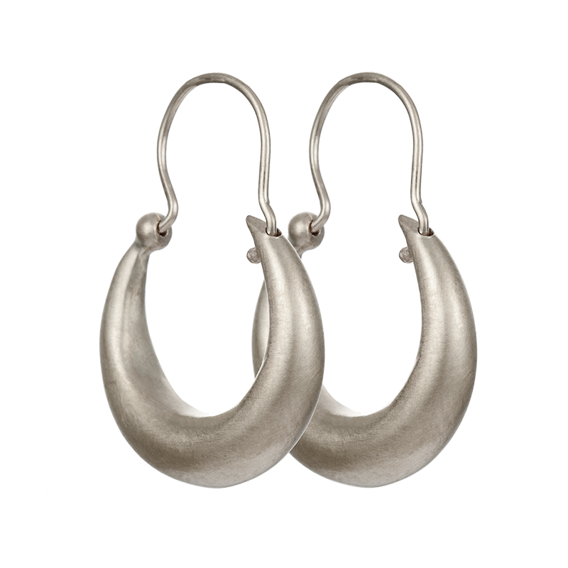 E-moon-hoops-angle-web-newest-w