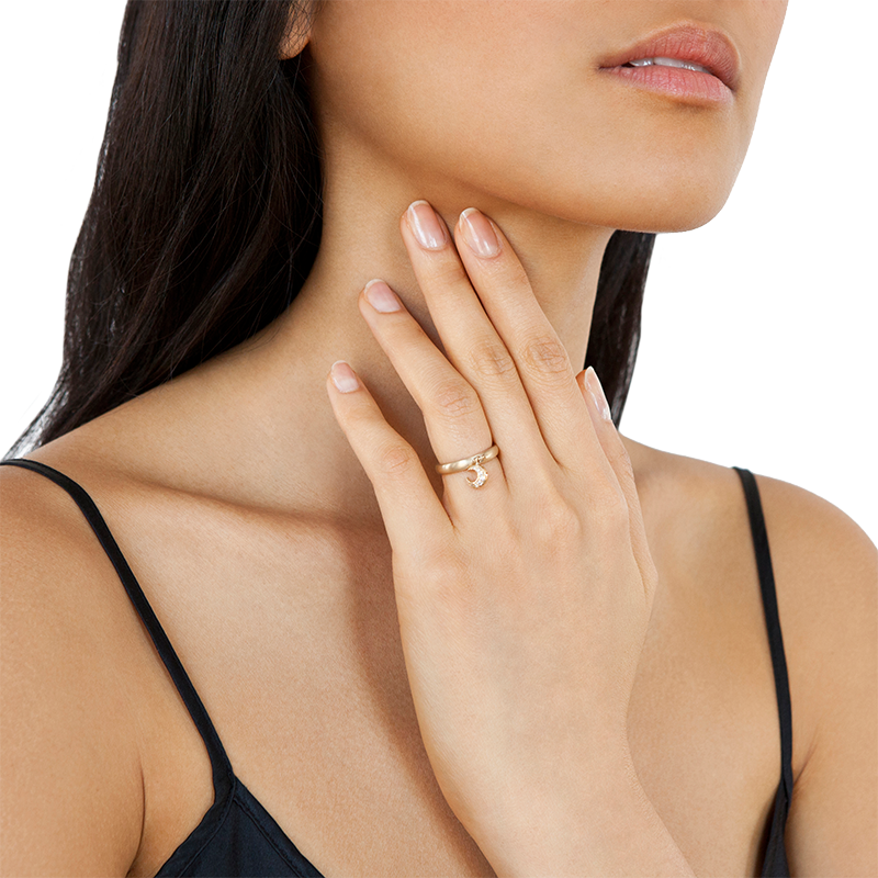 R-moon charm ring pave-onfig