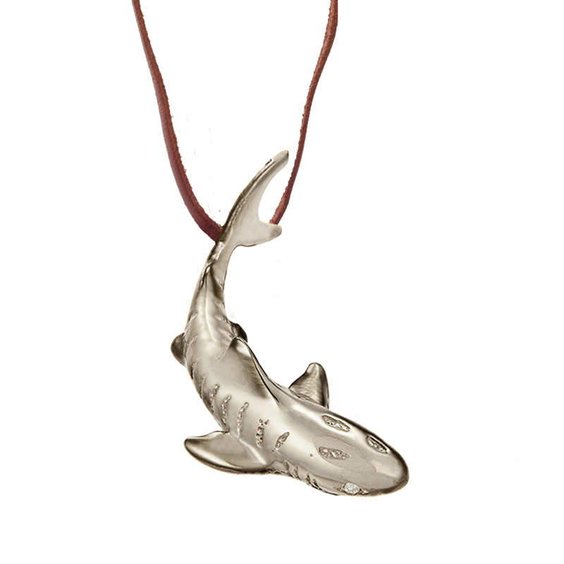 P-shark pendant mini-1_v4-w-lea-90